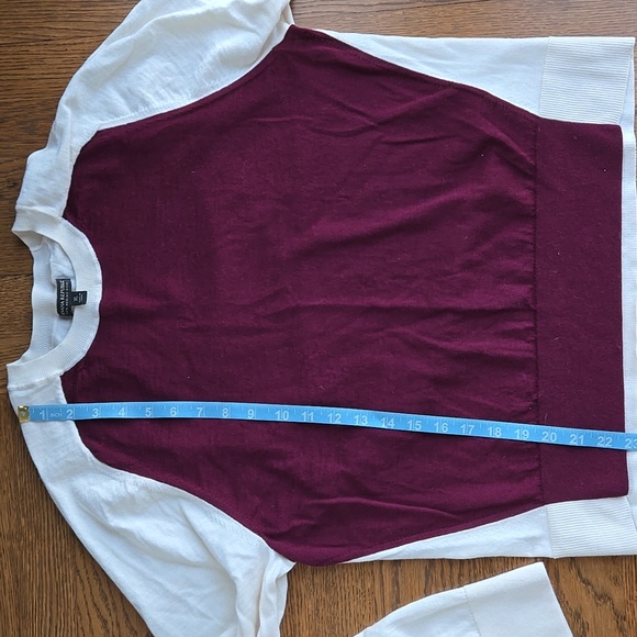 Banana Republic Merino Wool Color Block Sweater Extra Large NWOT White Maroon - Picture 8 of 8